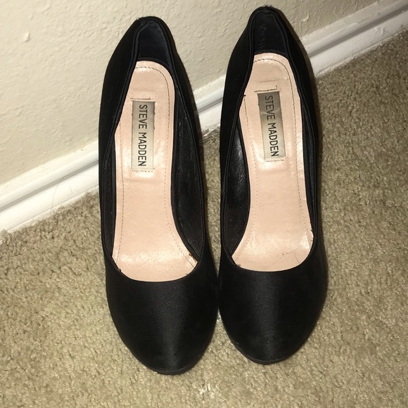 Steve Madden Sequin High Heel Pumps - Picture 2 of 6